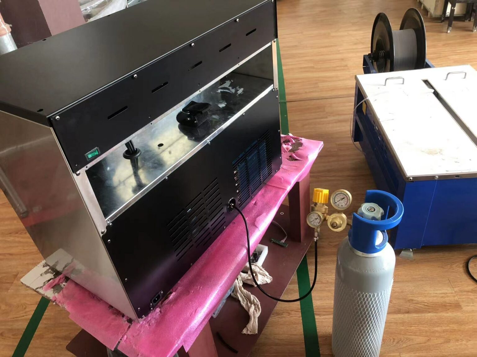 Argon Gas for Wine Preservation The Ultimate Guide Fuhui Appliances